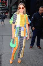 KRISTEN BELL Arrives at Good Morning America in New York 06/20/2022