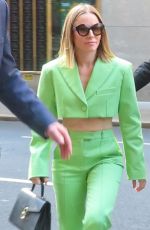 KRISTEN BELL Arrives at Tonight Show in New York 06/20/2022