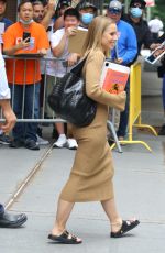 KRISTEN BELL Leaves The View in New York 06/21/2022