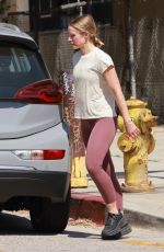 KRISTEN BELL Visits a Gym in Los Angeles 06/10/2022