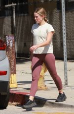KRISTEN BELL Visits a Gym in Los Angeles 06/10/2022