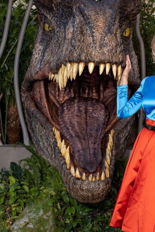 LAURA DERN at Jurassic World: Dominion Premiere in Los Angeles 06/06/2022