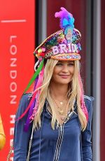 LAURA WHITMORE Heading to Glastonbury with a Friends 06/23/2022