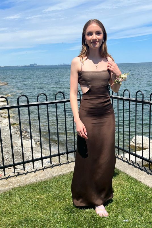 LAUREN ORLANDO - Instagram Photos 06/22/2022