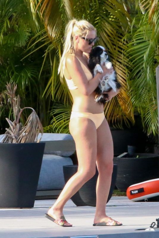 LINDSEY VONN in Bikini at a Beach in Miami 06/07/2022