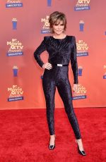 LISA RINNA at 2022 MTV Movie & TV Awards: Unscripted in Santa Monica 06/05/2022