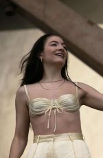 LORDE Performs at Forbidden Fruit Festival in Dublin 06/05/2022