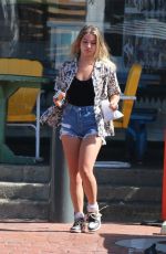 MADELYN CLINE Out for Sandwich in Malibu 06/01/2022