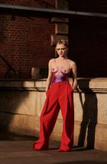 MAISIE WILLIAMS for Vogue Magazine, May 2022