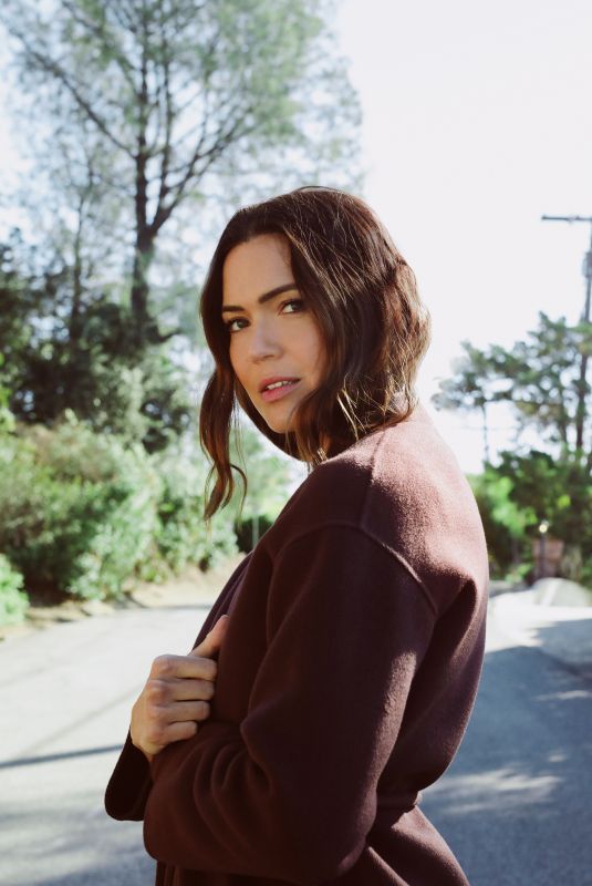 MANDY MOORE for In Real Life Album 2022