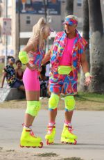 MARGOT ROBBIE and Ryan Gosling Films a Rollerblading Scene for Barbie in Venice Beach 06/27/2022
