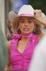 MARGOT ROBBIE and Ryan Gosling on the Set of Barbie in Los Angeles 06/28/2022