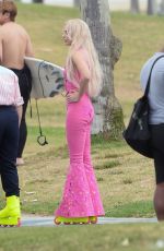 MARGOT ROBBIE Wearing Roller Skates on the Set of Barbie at Venice Beach 06/27/2022