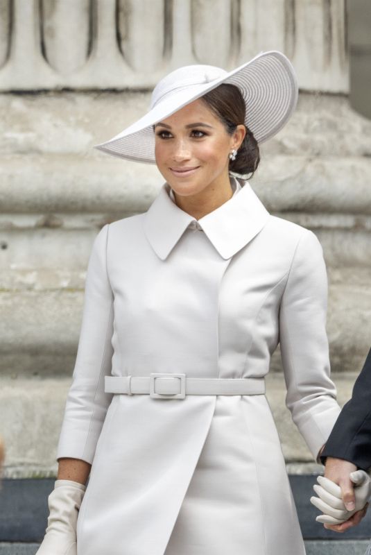 MEGHAN MARKLE Leaves St Pauls Cathedral in London 06/03/2022