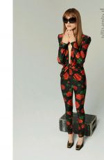 NATALIA DYER in Elle Magazine, Singapoer May 2022