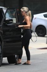 NATASHA OAKLEY Out for Lunch at Sweetgreen Salads in West Hollywood 06/13/2022
