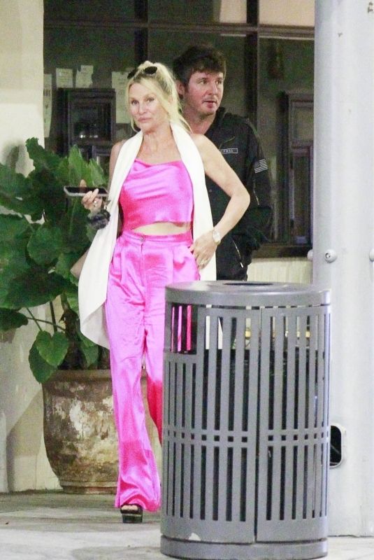 NICOLETTE SHERIDAN Leaves Mr. Chow in Beverly Hills 06/19/2022