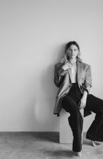 OLIVIA HOLTT - Black and White Photoshoot 06/02/2022