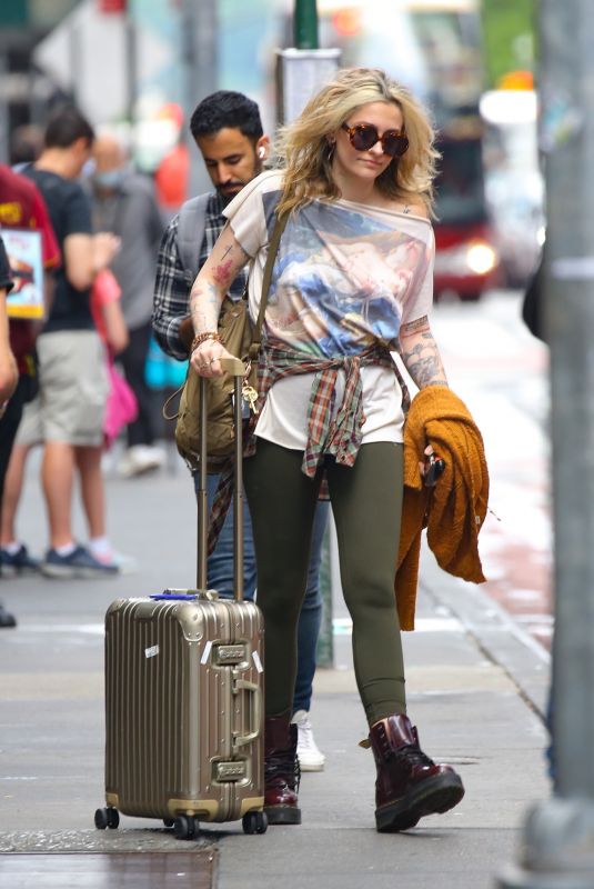 PARIS JACKSON Leaves Her Hotel in New York  06/23/2022