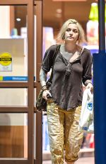 PARIS JACKSON Shopping at CVS in Los Angeles 06/10/2022