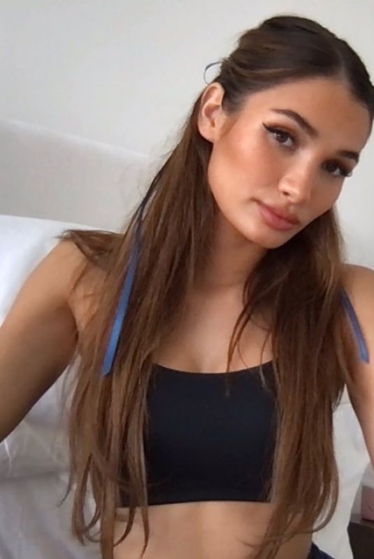 PIA MIA PEREZ - Instagram Photos 06/06/2022