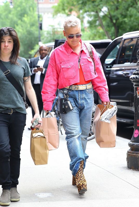 PINK Arrives at Greenwich Hotel in New York 06/23/2022