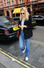 POPPY DELEVINGNE Out for Lunch at Scott