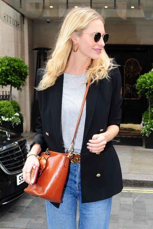 POPPY DELEVINGNE Out for Lunch at Scott