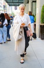 SARAH PAULSON Out in New York 06/16/2022