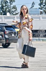 SCOUT WILLIS Out Shopping with Her Dog in Studio City 06/23/2022
