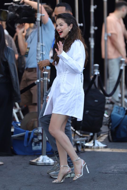 SELENA GOMEZ Arrives Only Murders in the Building Premiere in Hollywood 06/11/2022