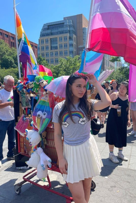 SKY KATZ - Instagram Photos 06/27/2022