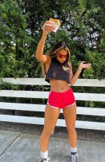 SOMMER RAY - Instagram Photos 06/06/2022