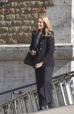 TONI COLLETTE on the Set of Mafia Mamma in Rome 06/01/2022