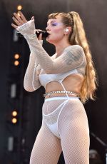 TOVE LO Performs at 2022 Bonnaroo Music & Arts Festival in Tennessee 06/17/2022