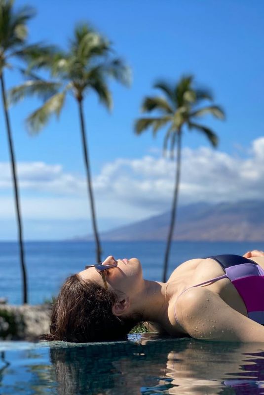 ALEXANDRA DADDARIO - Instagram Photo 07/14/2022