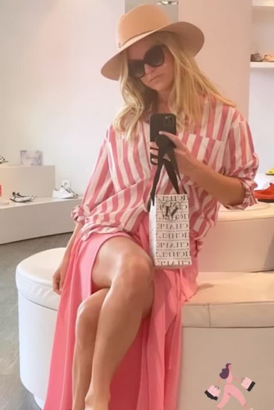 ALICE EVE - Instagram Photos 07/05/2022