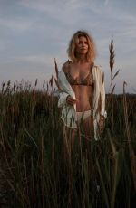 ALICE TAGLIONI for Elle Magazine, France July 2022 