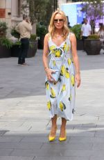AMANDA HOLDEN Heading to Buckingham Palace in London 07/14/2022