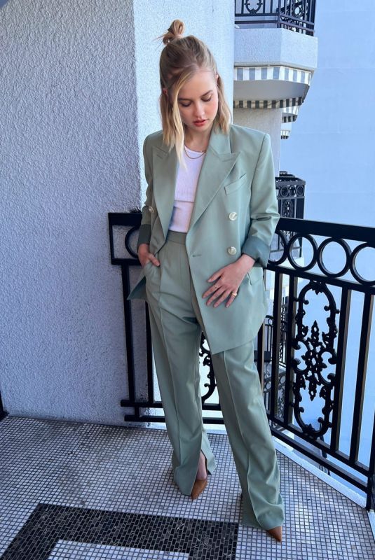 ANGOURIE RICE - Instagram Photos 07/17/2022