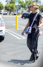 ASHLEE SIMPSON Out Shopping at Dick