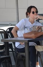 AUBREY PLAZA Out for Breakfast with a Friend in Los Angeles 07/20/2022