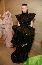 BLLA HADID at Marc Jacobs Fashion Show in Paris 06/27/2022