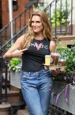 BROOKE SHIELDS Out for Coffee in New York 07/16/2022