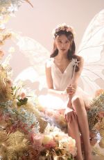 CATHRYN LI - Instagram Photos and Video 07/21/2022