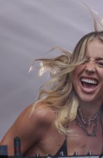 CHARLY JORDAN Performs at Lollapalooza in Grant Park in Chicago 07/30/2022