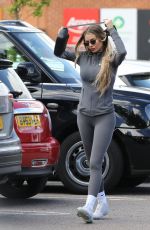 CHLOE SIMS Shopping at a Supermarket in Essex 06/09/2022