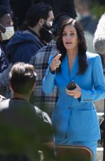 COURTENEY COX,MELISSA BARRERA and JENNA ORTEGA on the Set of Scream 6 in montreal 07/12/2022