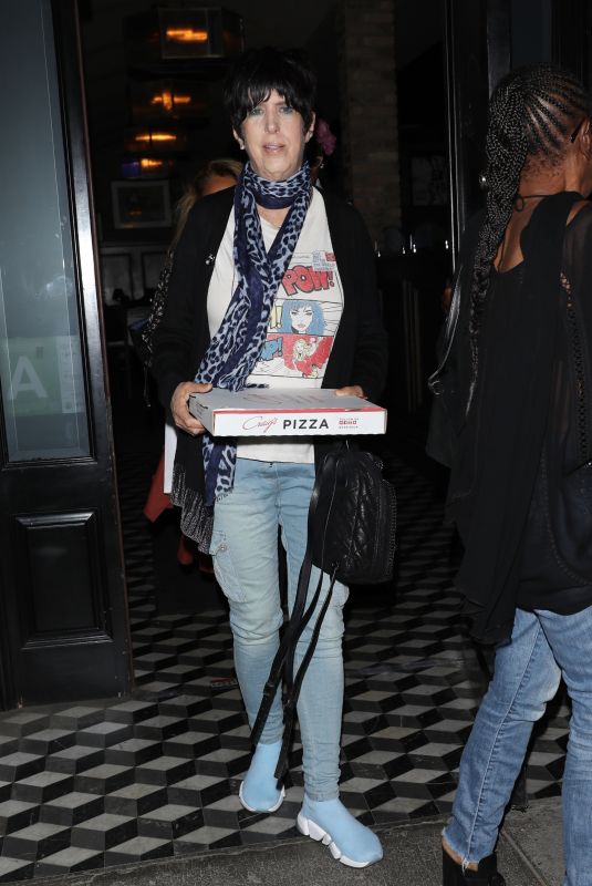 DIANE WARREN Grabs Pizza to Go in West Hollywood 07/11/2022