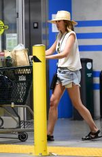 ELIZABETH OLSEN in Denim Shorts Shopping at Whole Foods in Los Angeles 07/07/2022